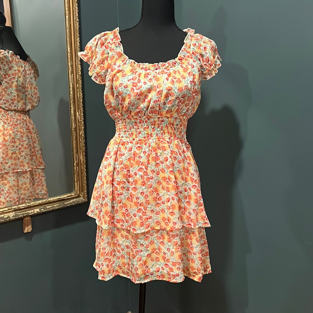 Promesa NWT floral dress size small